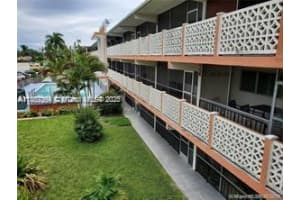 1450 NE 170th St 109, North Miami Beach, FL 33162 - MLS#A11857364