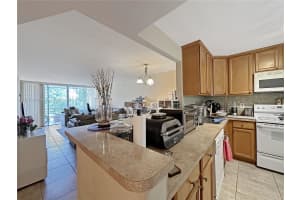 1701 Ne 191st St A309 Miami, FL 33179 - MLS#A11857397
