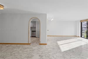 1450 Brickell Bay Dr 515 Miami, FL 33131 - MLS#A11857424