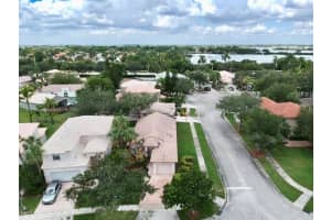 1244 NW 171st Ave, Pembroke Pines, FL 33028 - MLS#A11857434