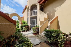 8713 SW 5th St 208, Pembroke Pines, FL 33025 - MLS#A11857438