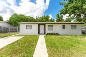 12100 Sw 191st Ter, Miami
