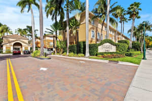 2811 Ne 185th St 801 Aventura, FL 33180 - MLS#A11857513