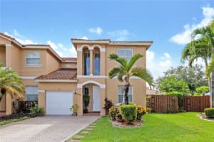 801 Nw 134th Ave, Pembroke Pines