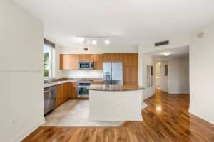 510 Nw 84 Ave 423 Plantation, FL 33324 - MLS#A11857557