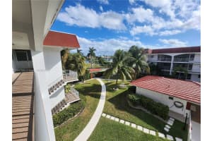 580 Egret Dr 322 Hallandale Beach, FL 33009 - MLS#A11857564
