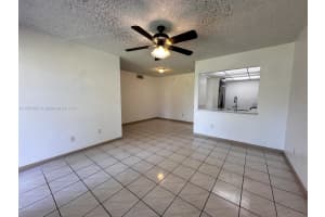 2675 W 66th St 14-19, Hialeah, FL 33016 - MLS#A11857583