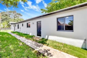 861 Nw 6th Ave 1 Pompano Beach, FL 33060 - MLS#A11857609