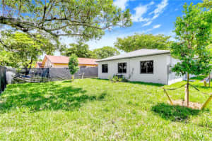 861 Nw 6th Ave 1 Pompano Beach, FL 33060 - MLS#A11857609