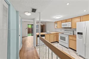 5209 SW 40th Ave, Fort Lauderdale, FL 33314, Sold 09/05/25
