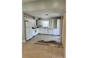 472 SE 22nd Dr, Homestead, FL 33033 - MLS#A11857628