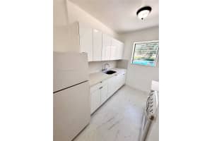 25 Navarre Ave 2, Coral Gables, FL 33134 - MLS#A11857642