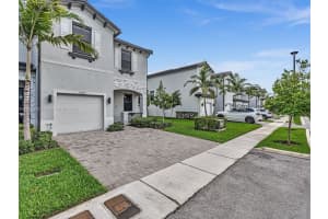 20381 Nw 4th Ct, Miami Gardens