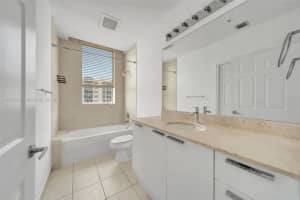 140 S Dixie Hwy, Hollywood, FL 33020, Sold 09/19/25