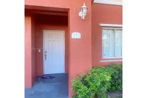 3340 Palomino Dr 211-2, Davie, FL 33024 - MLS#A11857667