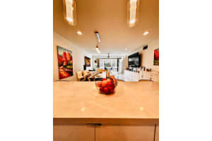 9321 Sunrise Lakes Blvd 305 Sunrise, FL 33322 - MLS#A11857722