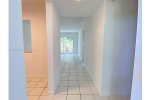 1638 Embassy Dr 306 West Palm Beach, FL 33401 - MLS#A11857725