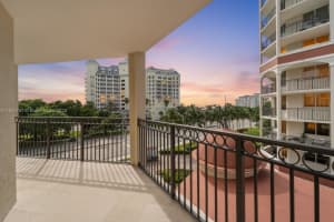 2011 N Ocean Blvd 401, Fort Lauderdale, FL 33305 - MLS#A11857787