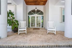 5750 SW 67th Ave, Miami, FL 33143 - MLS#A11857800