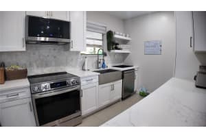 11535 SW 136th Ter, Miami, FL 33176 - MLS#A11857816