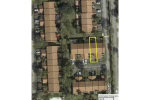 8906 Sw 113th Place Cir E, Miami