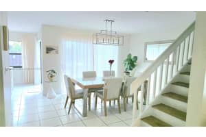 8906 Sw 113th Place Cir E Miami, FL 33176 - MLS#A11857832