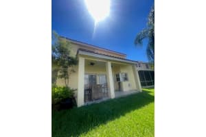 MLS# A11857833, Hollywood, Florida 33020