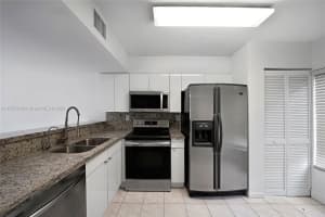139 Riviera Cir 53-8, Weston, FL 33326 - MLS#A11857839
