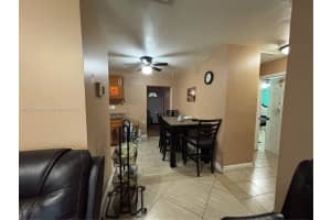 6461 Park St Hollywood, FL 33024 - MLS#A11857844