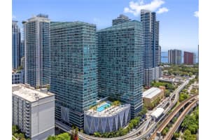 1111 Sw 1st Ave 2222-n, Miami