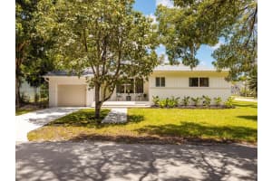 1371 NE 115th St, Miami, FL 33161 - MLS#A11857893