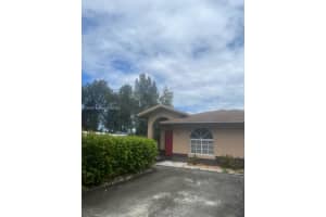 3985 Nw 165th St Miami Gardens, FL 33054 - MLS#A11857921
