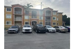 20810 Sw 87th Ave 308, Cutler Bay