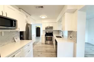 11360 Nw 31st St Sunrise, FL 33323 - MLS#A11857955