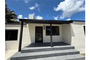 427 Nw 82nd Ter Miami, FL 33150 - MLS#A11857998
