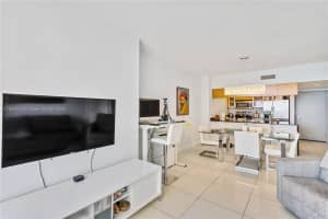 1750 N Bayshore Dr 4403 Miami, FL 33132 - MLS#A11858014