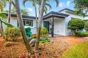 1708 Ne 47th St, Oakland Park