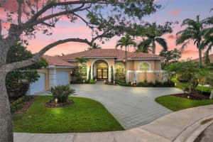 2715 Edgewater Ct Weston, FL 33332 - MLS#A11858074