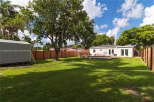 531 Forrest Dr, Miami Springs, FL 33166 - MLS#A11858098