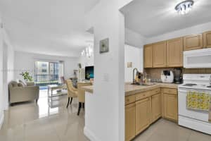 3527 Ne 168th St 203 North Miami Beach, FL 33160 - MLS#A11858129
