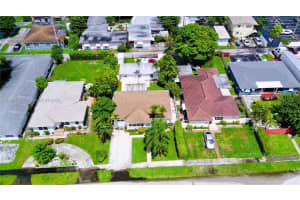 1847 Wiley St, Hollywood, FL 33020 - MLS#A11858142
