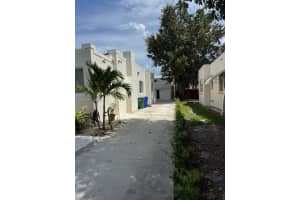 1670 Sw 11th Ter Miami, FL 33135 - MLS#A11858150