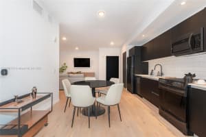 398 NE 5th St 4417, Miami, FL 33132 - MLS#A11858179