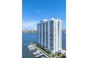 17111 BISCAYNE BL 506-S, North Miami Beach, FL 33160 - MLS#A11858199