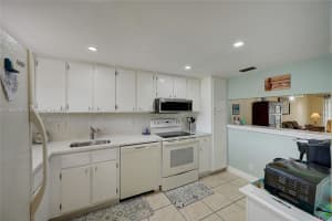 3186 Via Poinciana 203 Lake Worth, FL 33467 - MLS#A11858206