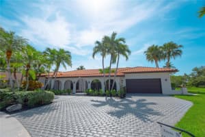 510 Birchwood Way, Weston