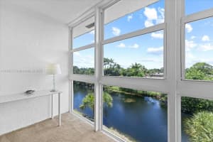 8345 Sunrise Lakes Blvd 306, Sunrise, FL 33322 - MLS#A11858277