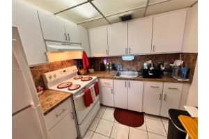 13475 Sw 9th St 106a Pembroke Pines, FL 33027 - MLS#A11858278