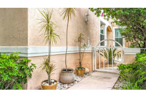 15329 SW 51st St, Davie, FL 33331 - MLS#A11858303