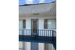 2440 Lake Osborne Dr 207 Lake Worth, FL 33461 - MLS#A11858310